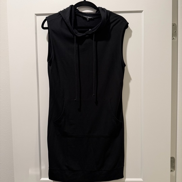 Supply & Demand Dresses & Skirts - Black Sleeveless Hoodie Midi Dress